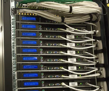 Cabled servers in a data-centre rack